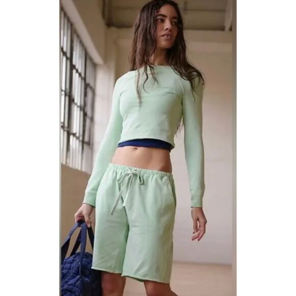 Free People Hot Shot Easy Set Medium NEW - Picture 1 of 4